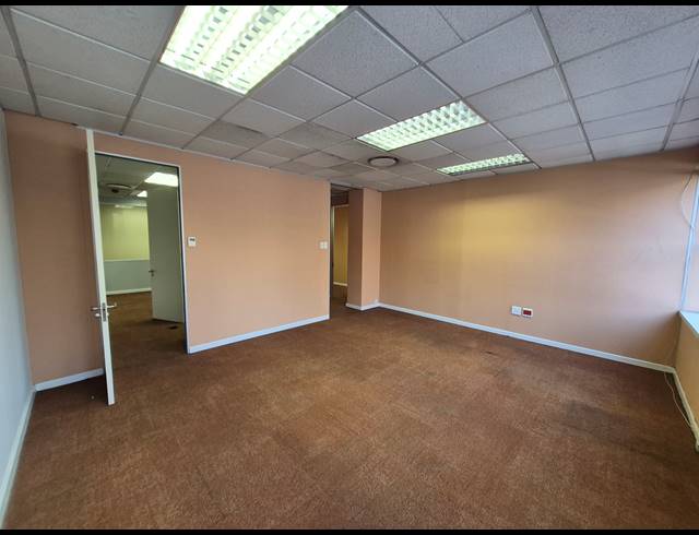 3,265M² OFFICE TO LET IN SANDTON CENTRAL